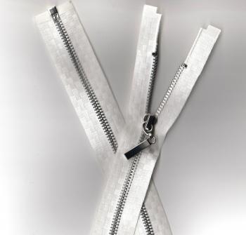 Zip kovový leštěný stříbrný 6mm dělitelný 60cm stuha lesk kostka
